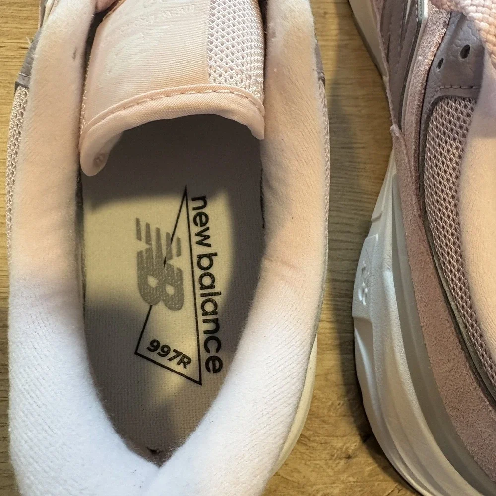 New Balance design retro