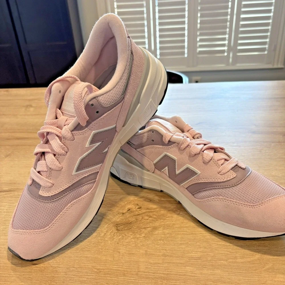 New Balance design retro