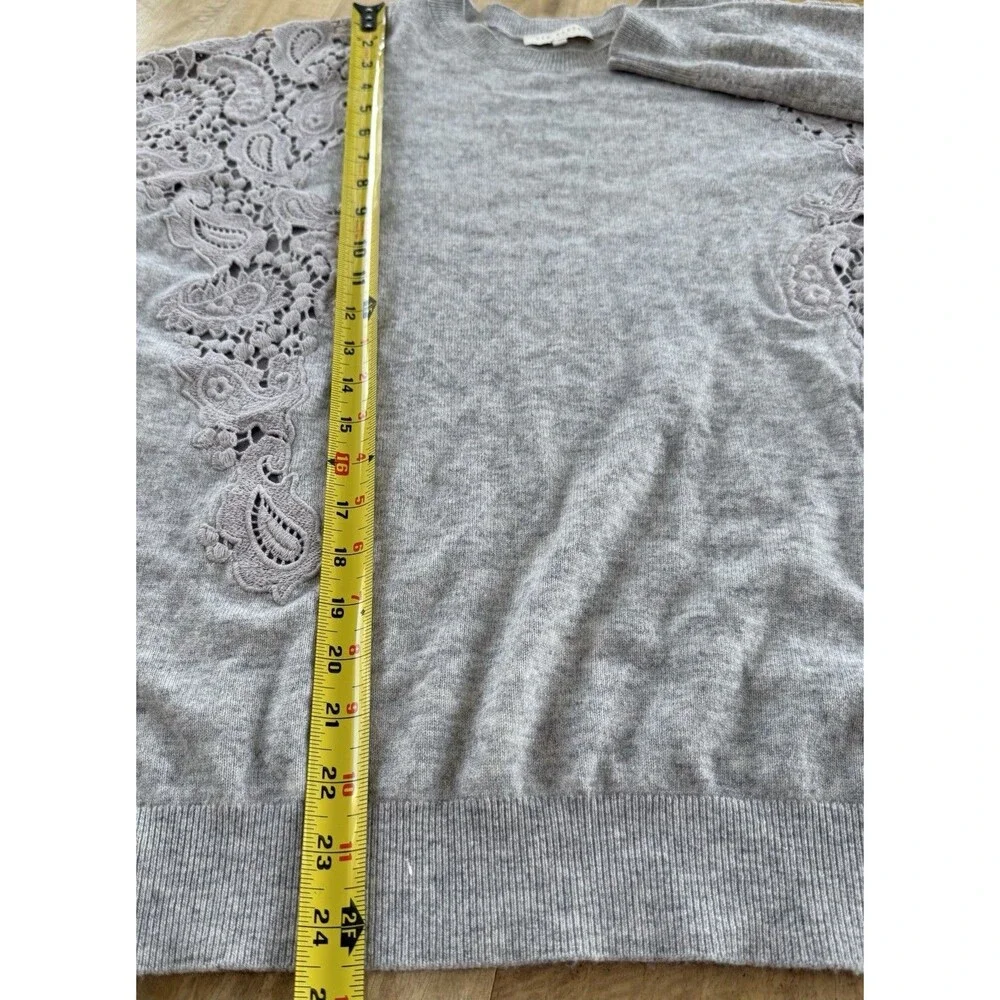 Ted Baker London Women’s Sz 2 = US 6 Tae Lace Shoulder Sweater In Gray EUC