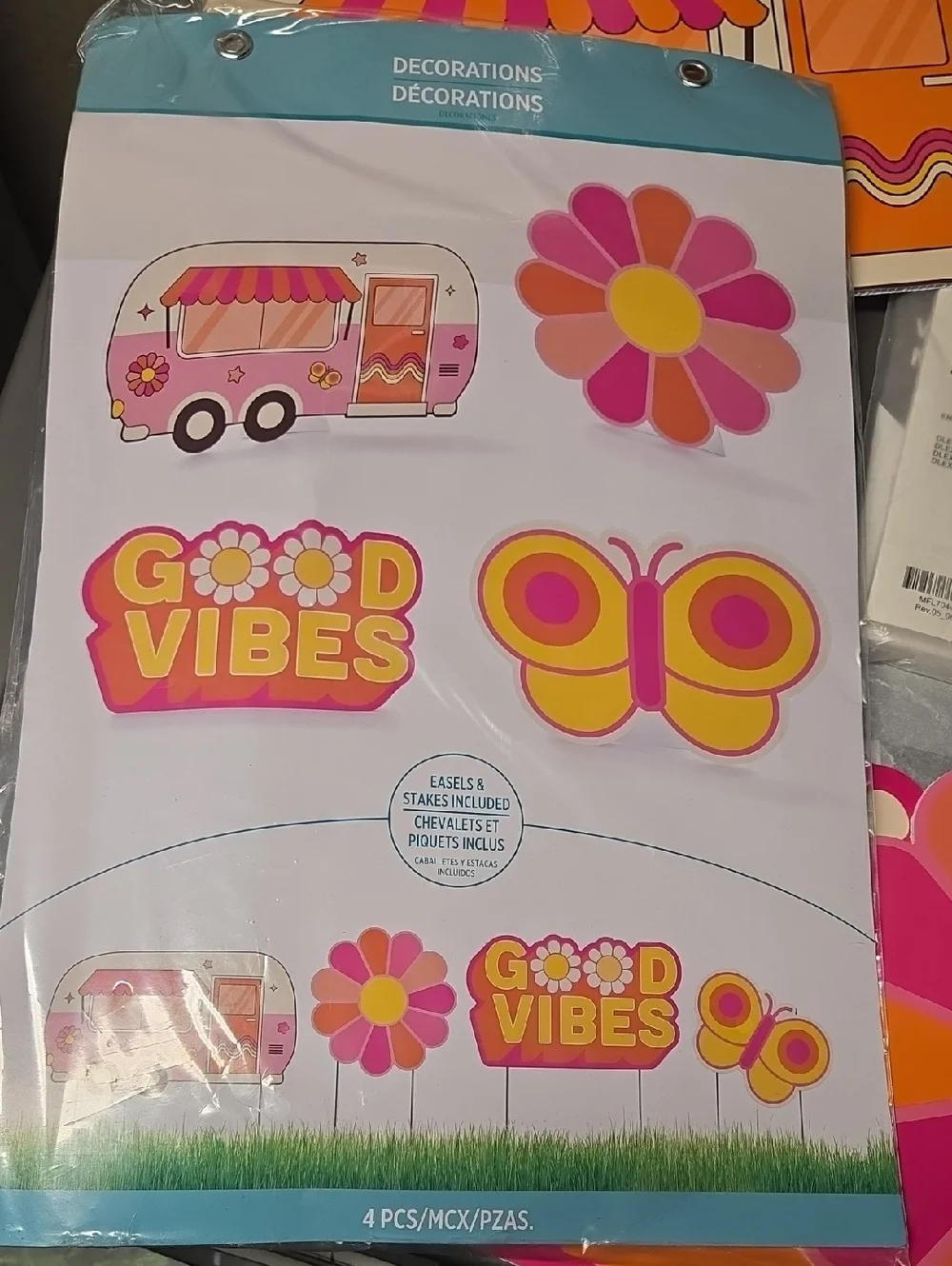 Good Vibes 4 Pieces 