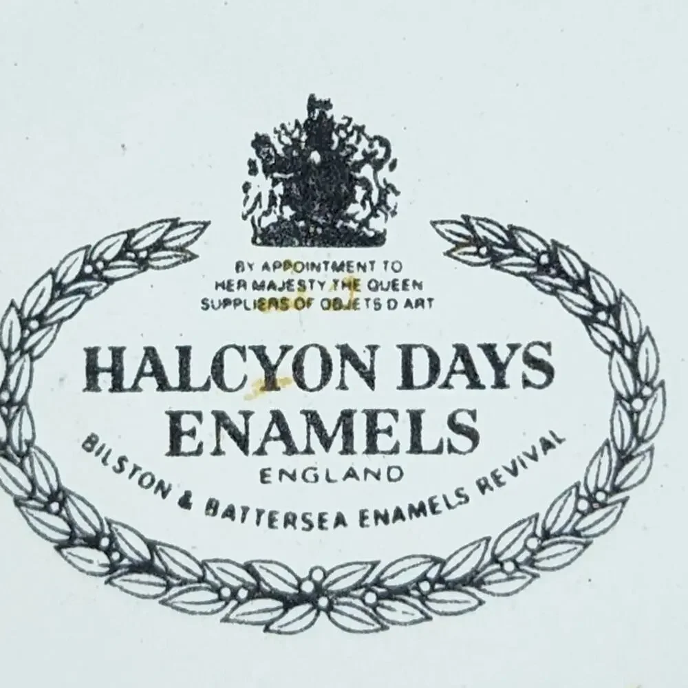 Halcyon Days option great display