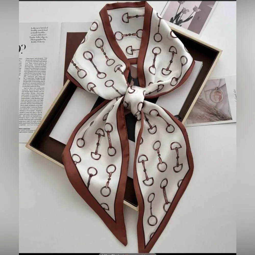 NEW Double-Sided Horse-bit Chain Printing Satin Scarf Twilly