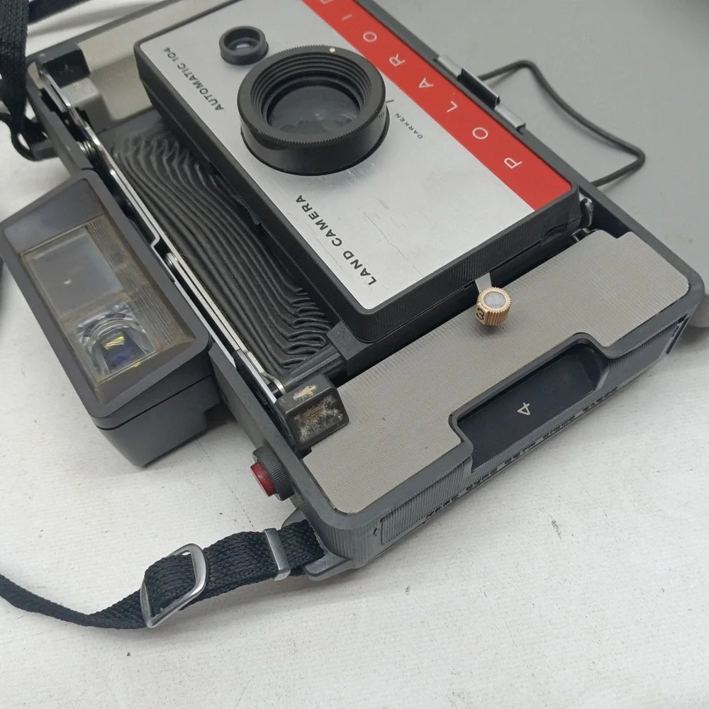 Polaroid automatic 104