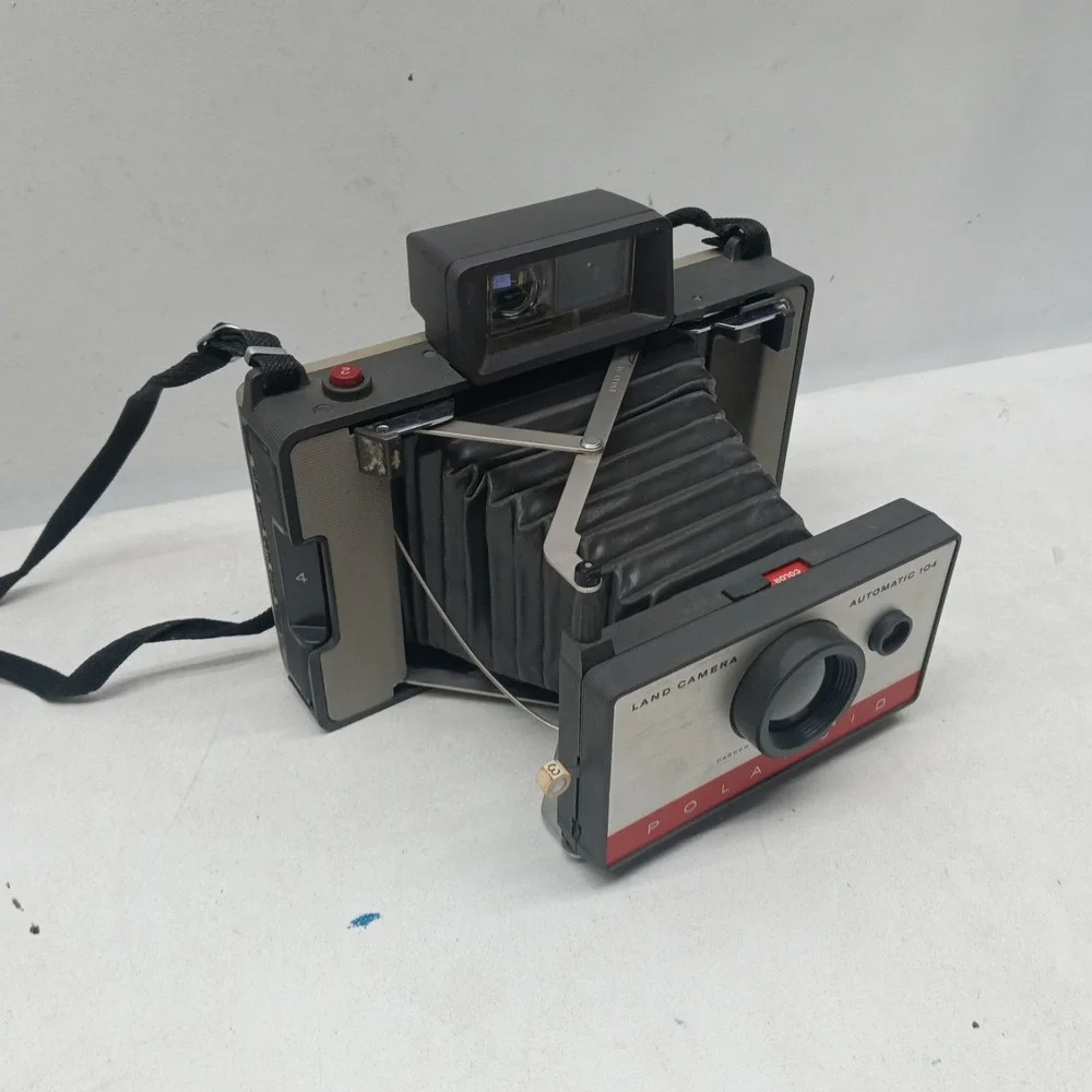 Polaroid automatic 104