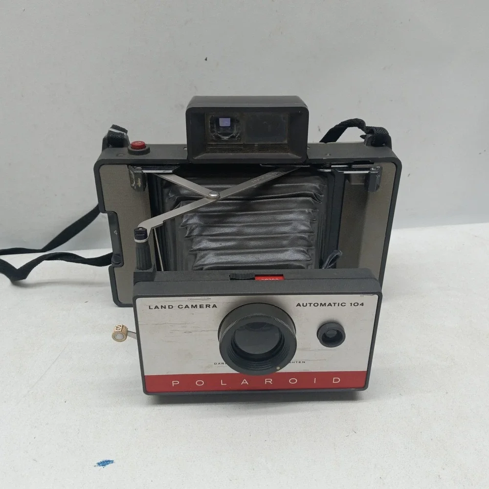 Polaroid automatic 104