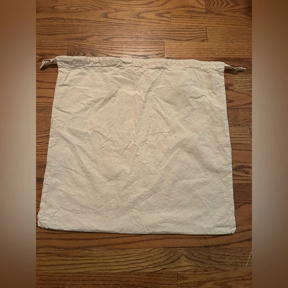 Tory Burch Cream Dust Bag W/ Drawstring - Perfect for Bags & Shoes