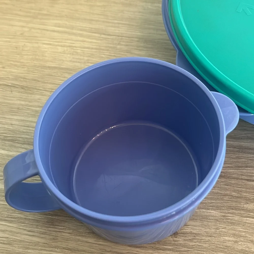 Tupperware set microwave