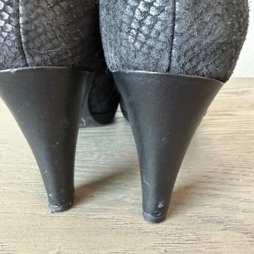 Clarks collection cushion
