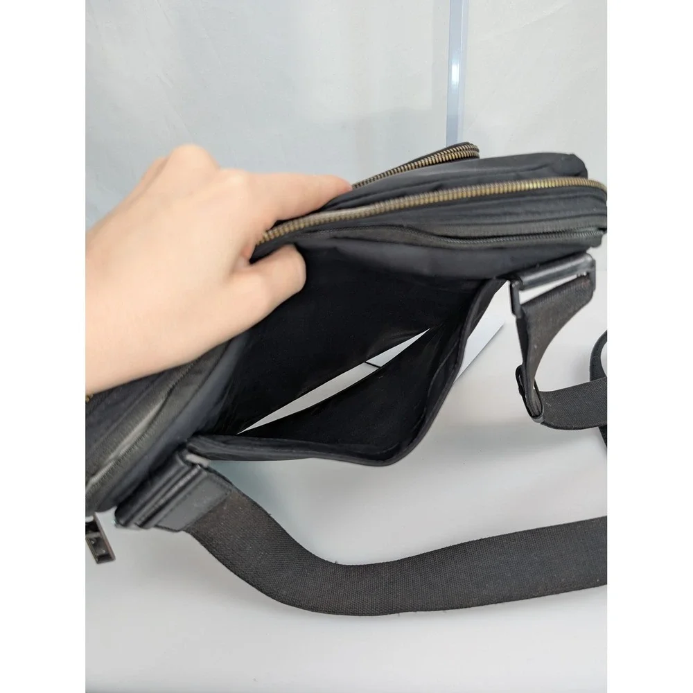 Away travel messenger