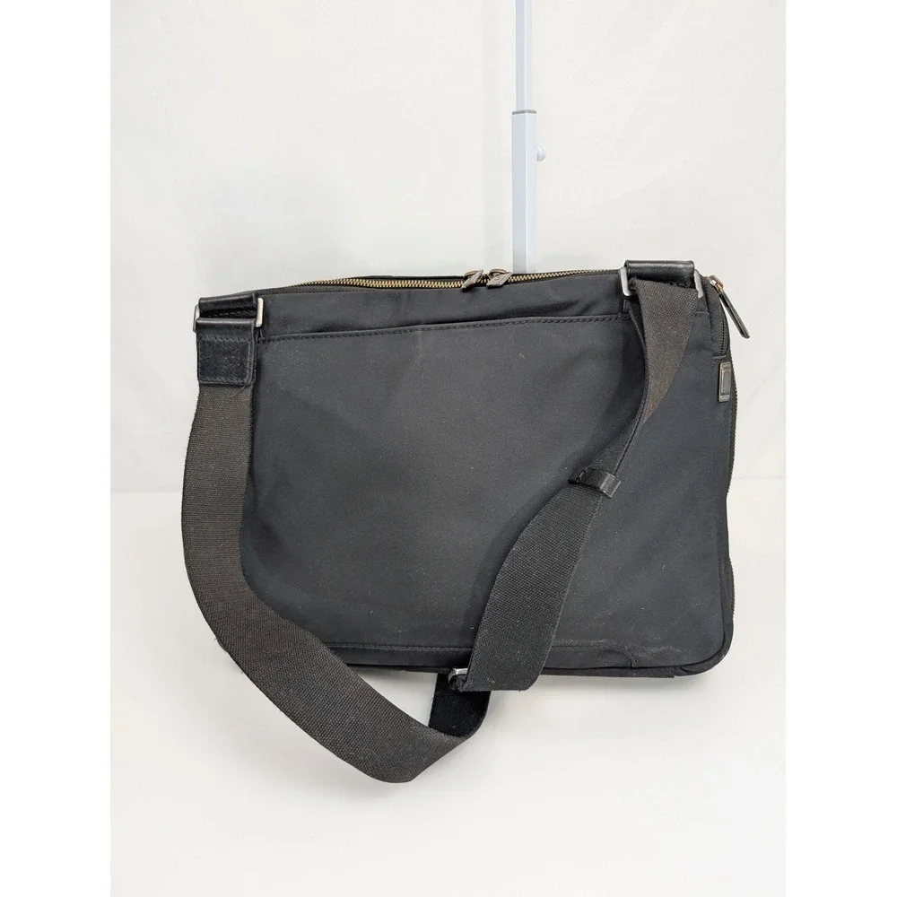 Away travel messenger