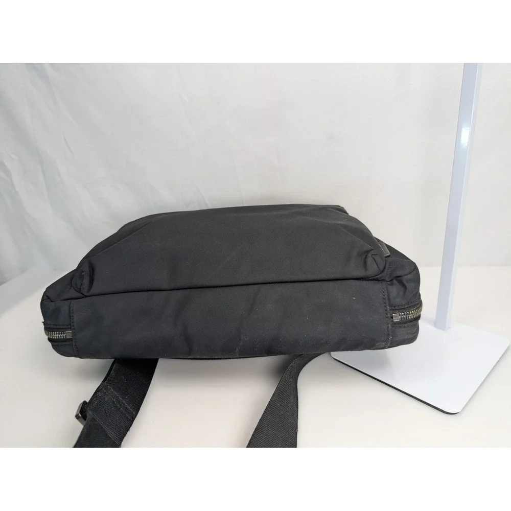 Away travel messenger