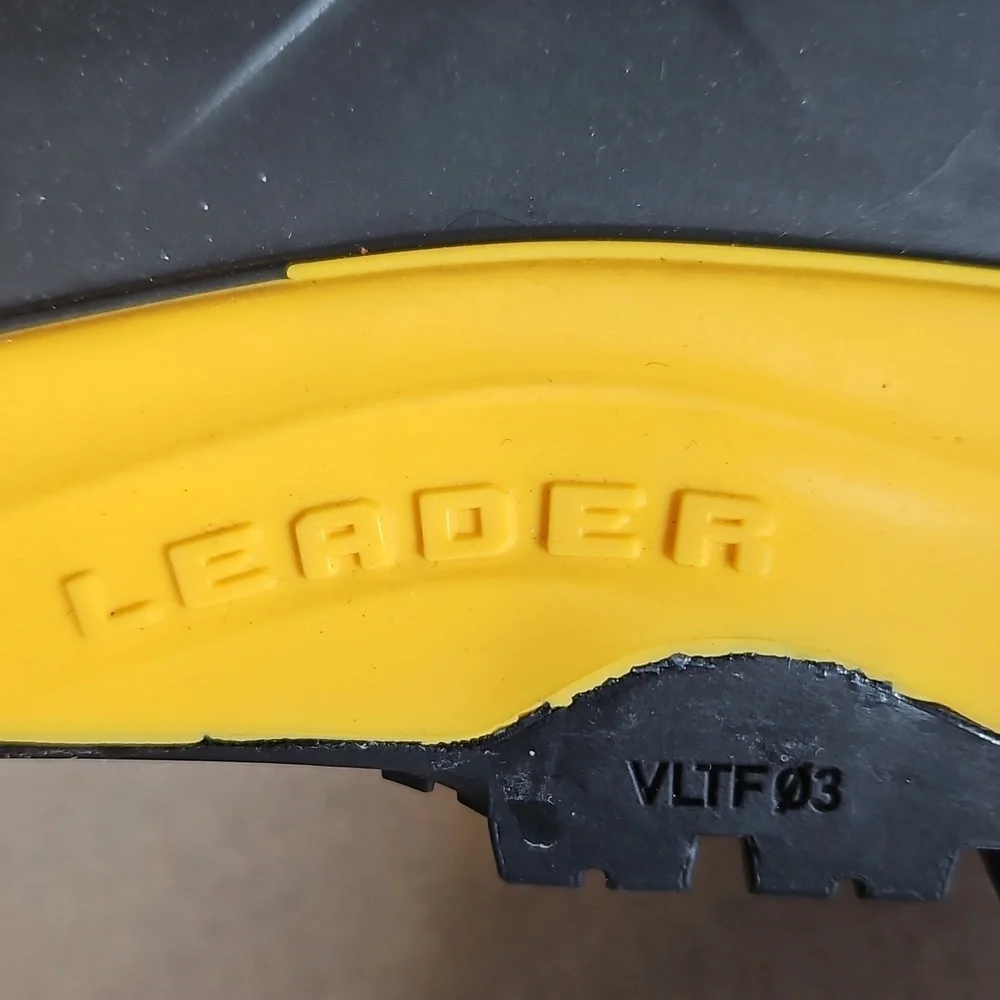 Leader pre owned