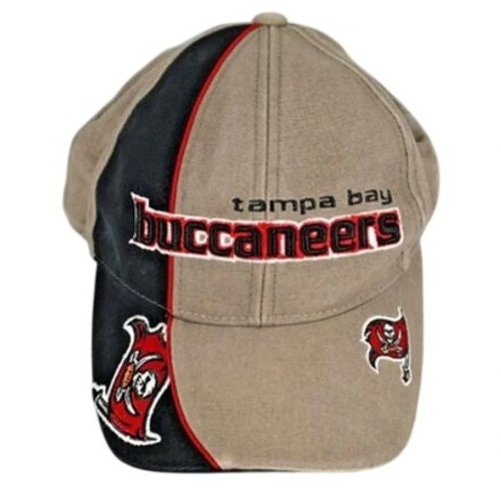 Vintage Tampa Bay Buccaneers Hat 90s NFL Reebok Strap Back Cap Gray Black Bucs