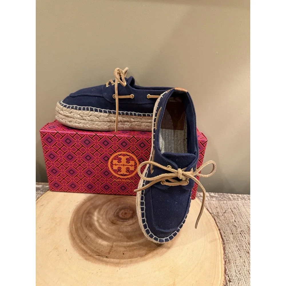 Tory Burch Women's Blanton Boat‎ Shoes Navy Size 7 Nautical Coastal Chic