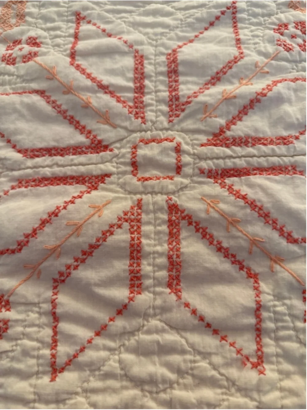 Vintage Handmade Quilt Hand Quilted Embroidered Floral Star 79x90 Full Queen Cot