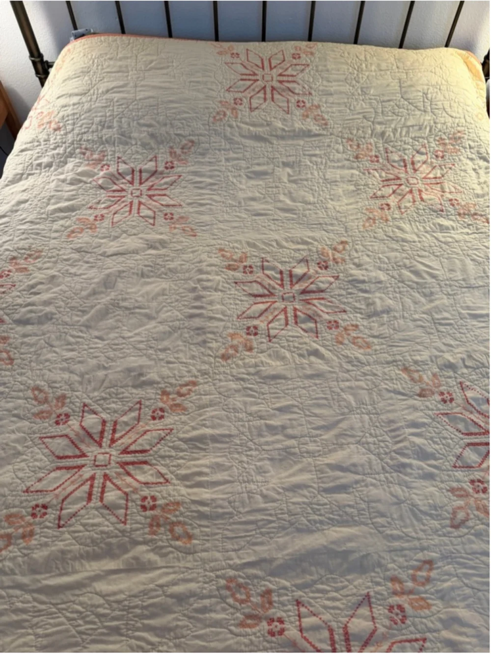 Vintage Handmade Quilt Hand Quilted Embroidered Floral Star 79x90 Full Queen Cot