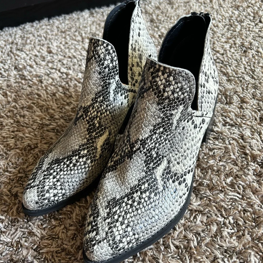 Blondo Eliza Waterproof Snakeskin Ankle Boots