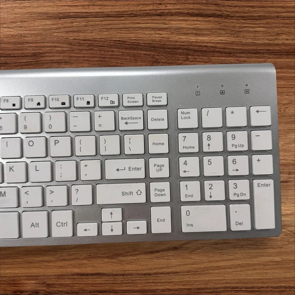 GAMCATZ Wireless Keyboard‎ Slim Compact Computer Keyboard PC Laptop Silver
