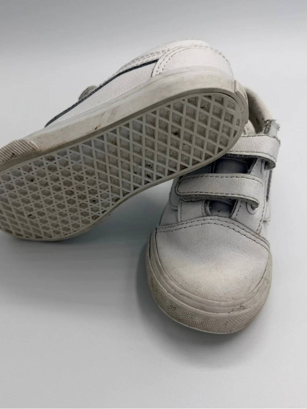 VANS Leather White Velcro Sneakers Sz 8.5