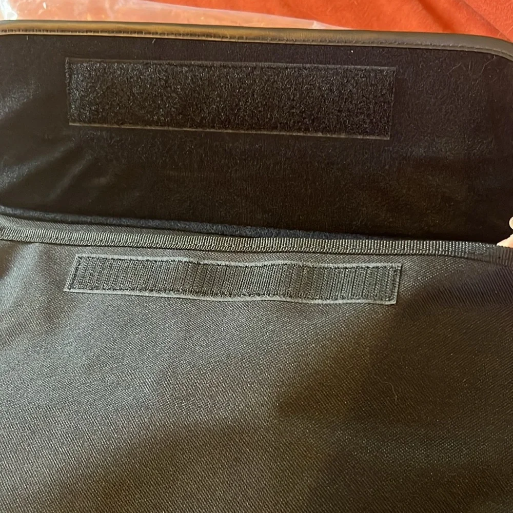Targus nwot black
