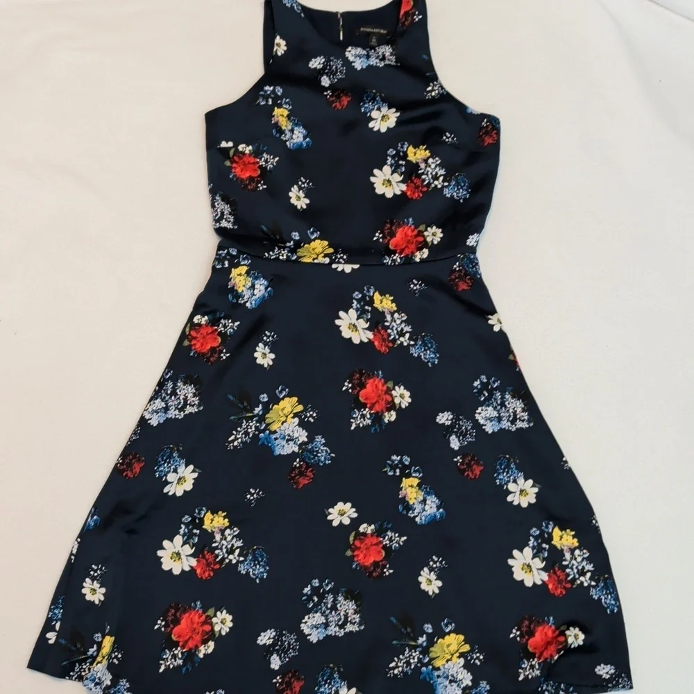 Banana Republic elegant sleeveless