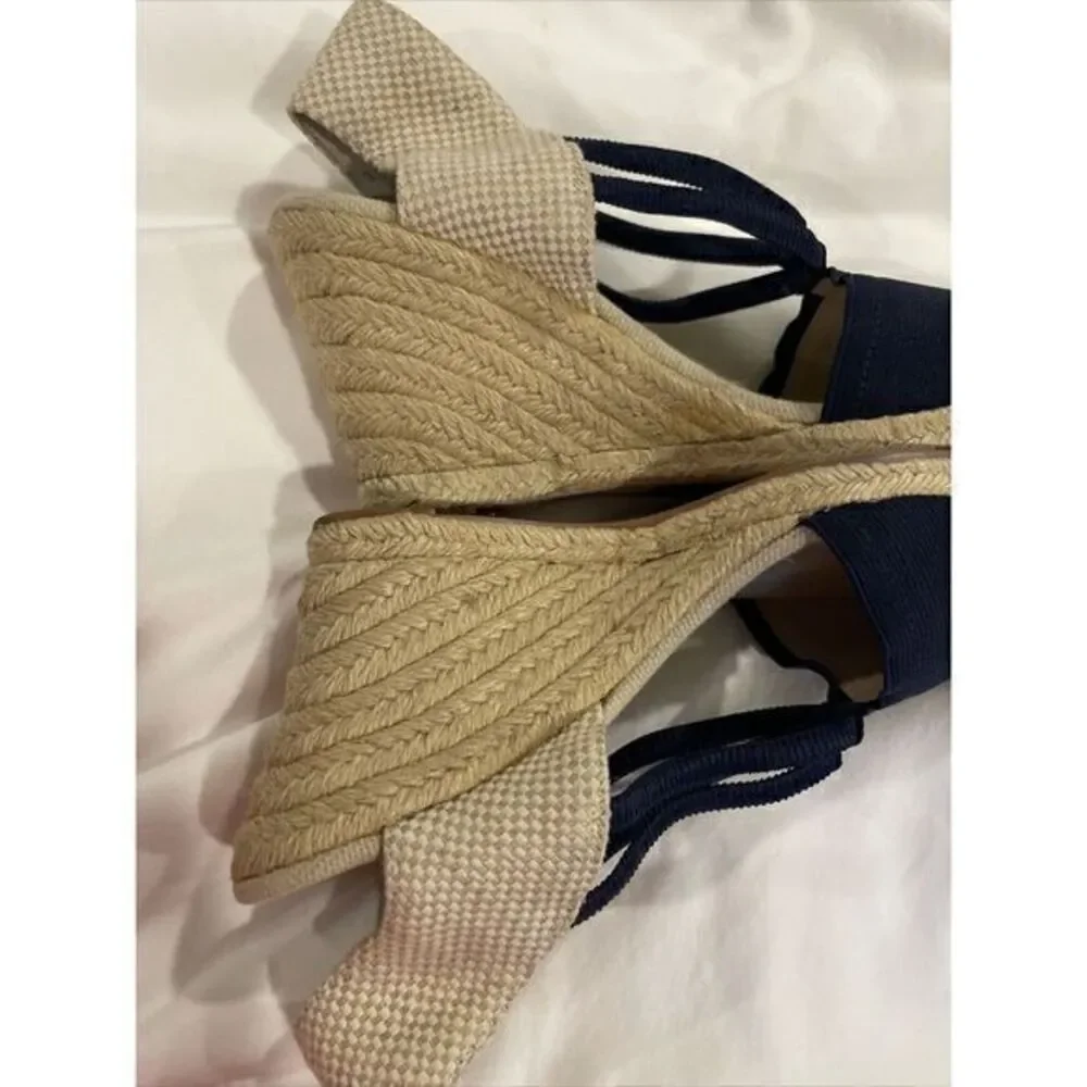 Adrienne Vittadini beautiful shoe