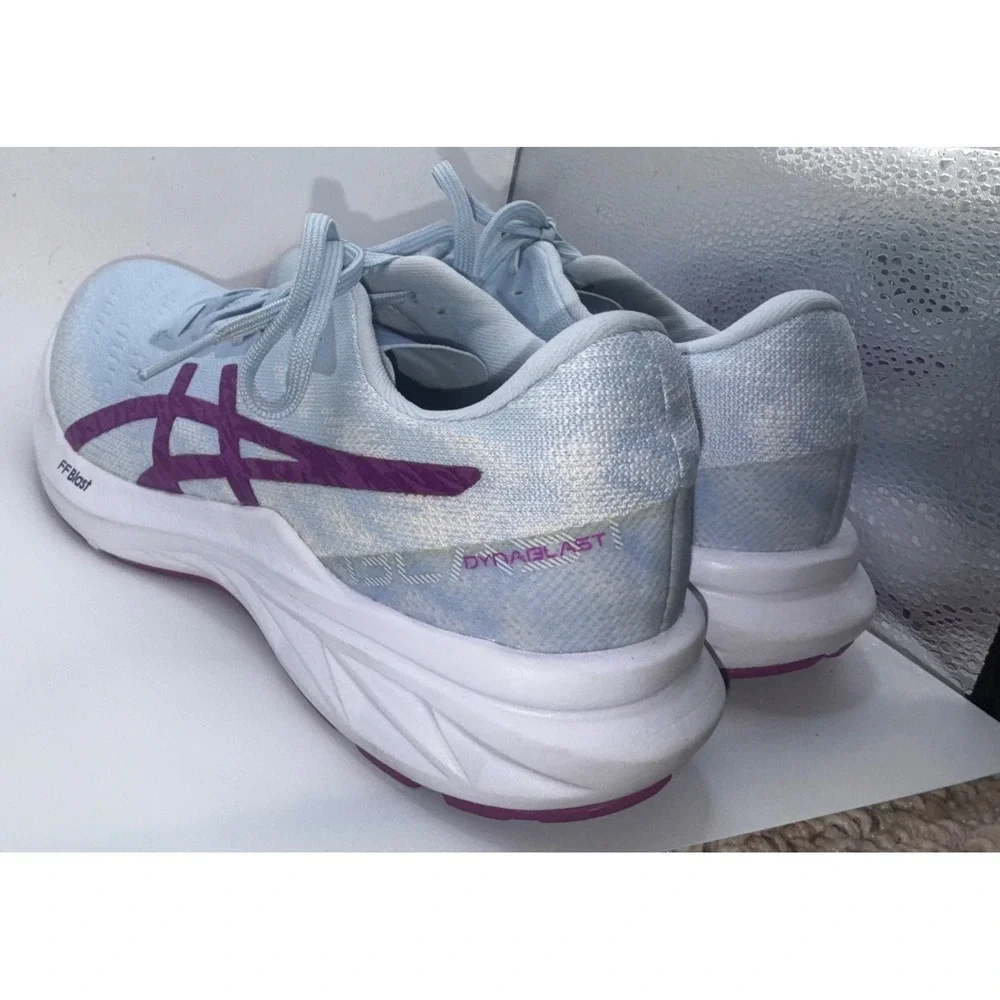 worn indoor