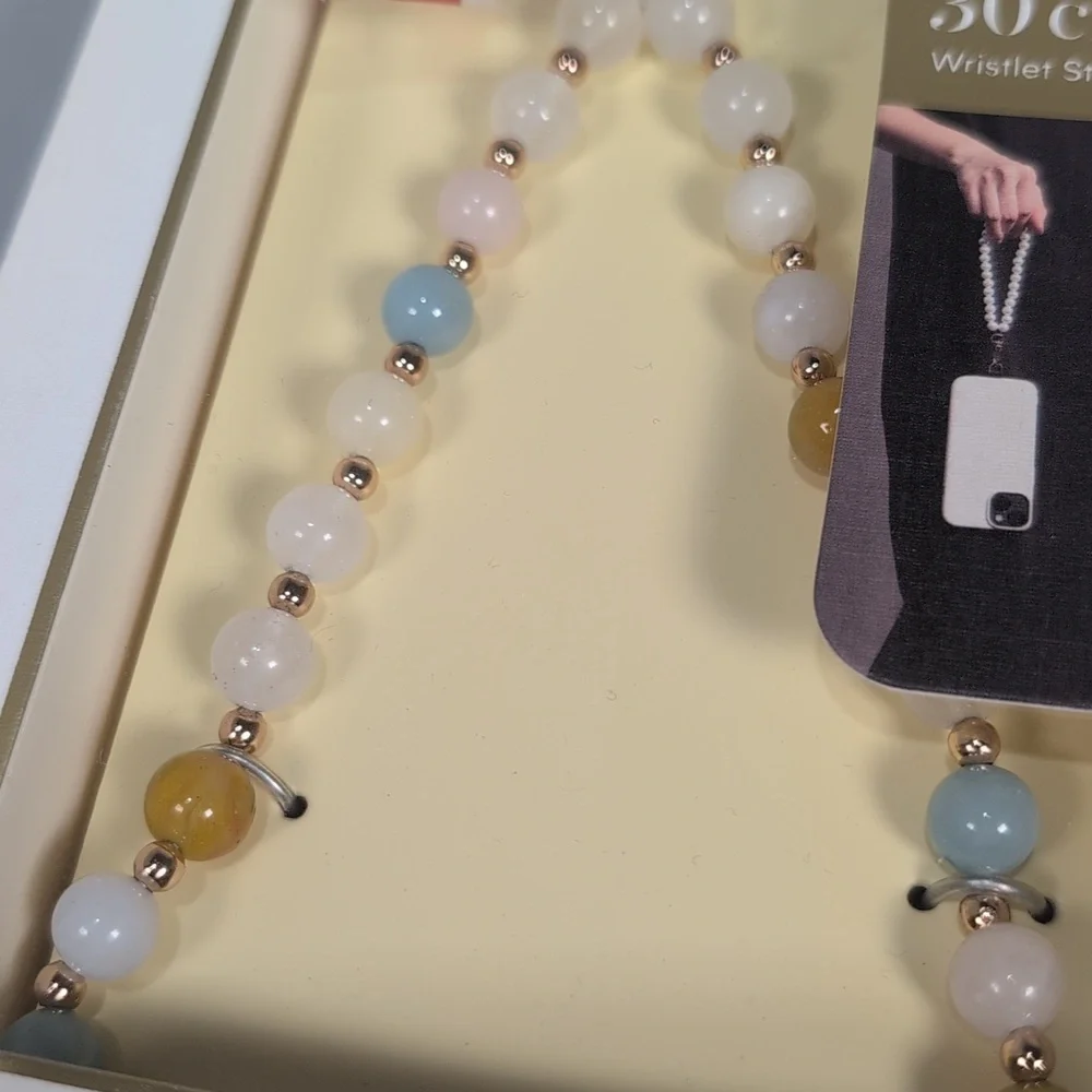 Artikl pastel beaded