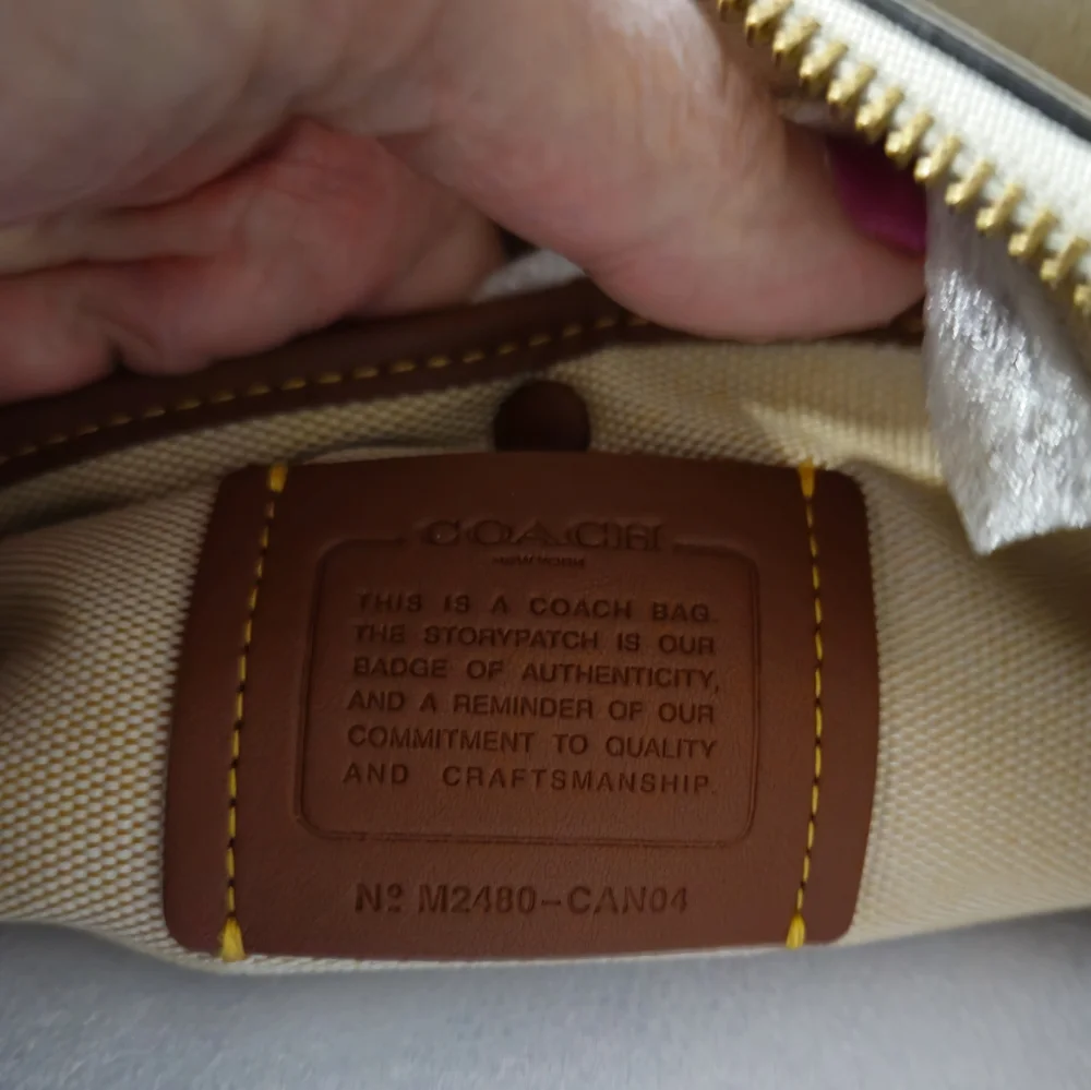 Coach nwt rogue