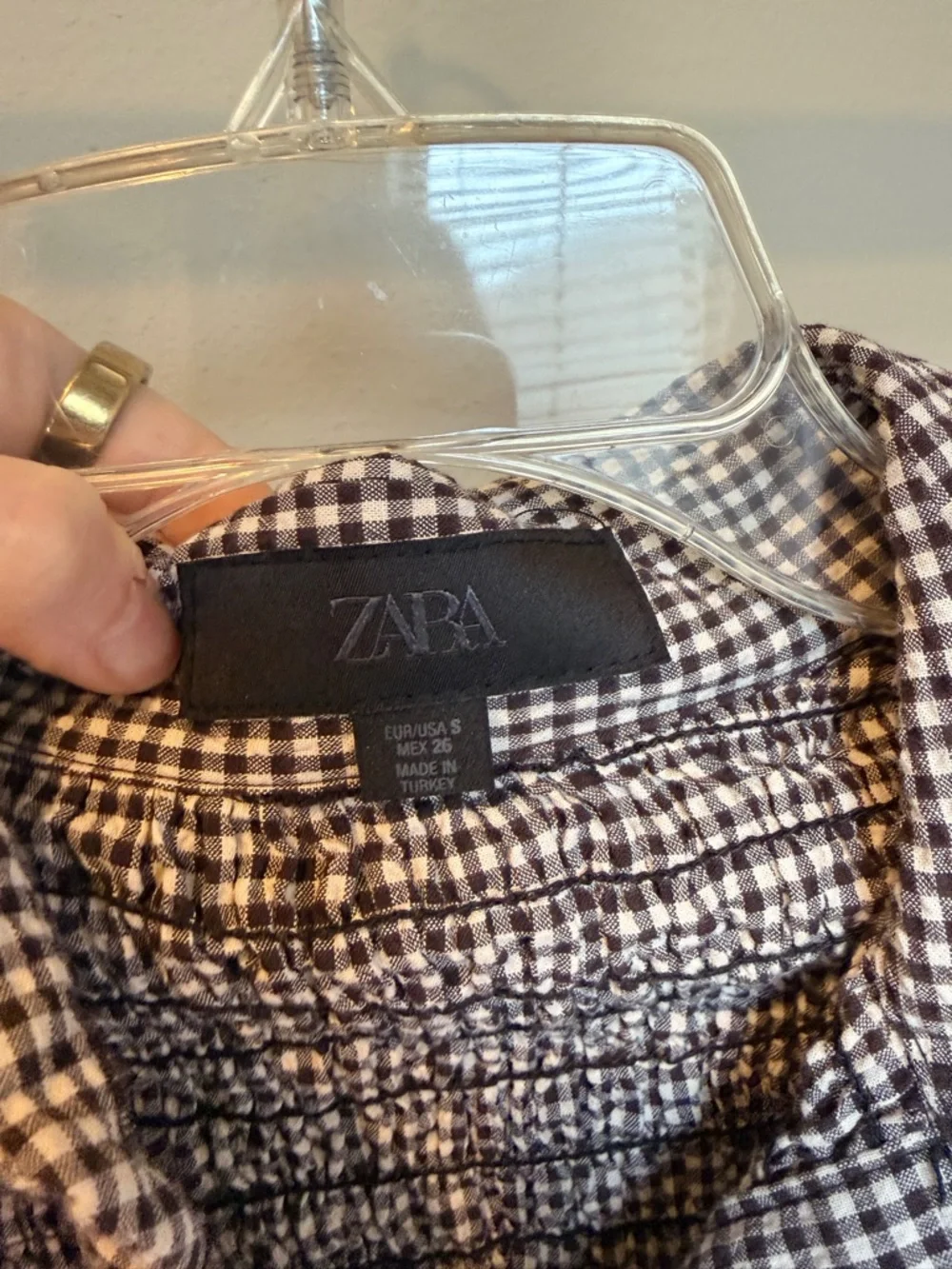 Zara button touch smocked