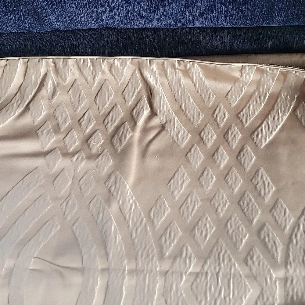 Hotel Collection Dimensions CHAMPAGNE Full / Queen Duvet