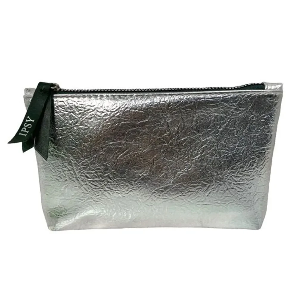 ipsy metallic silver