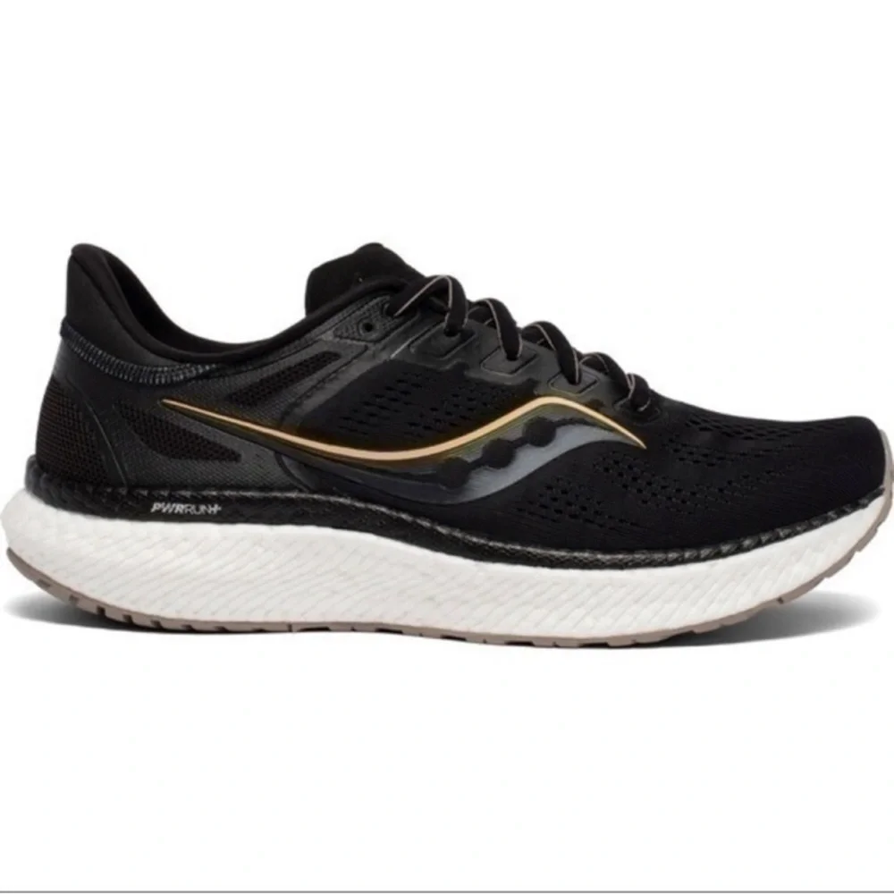 Hoka saucony hurricane