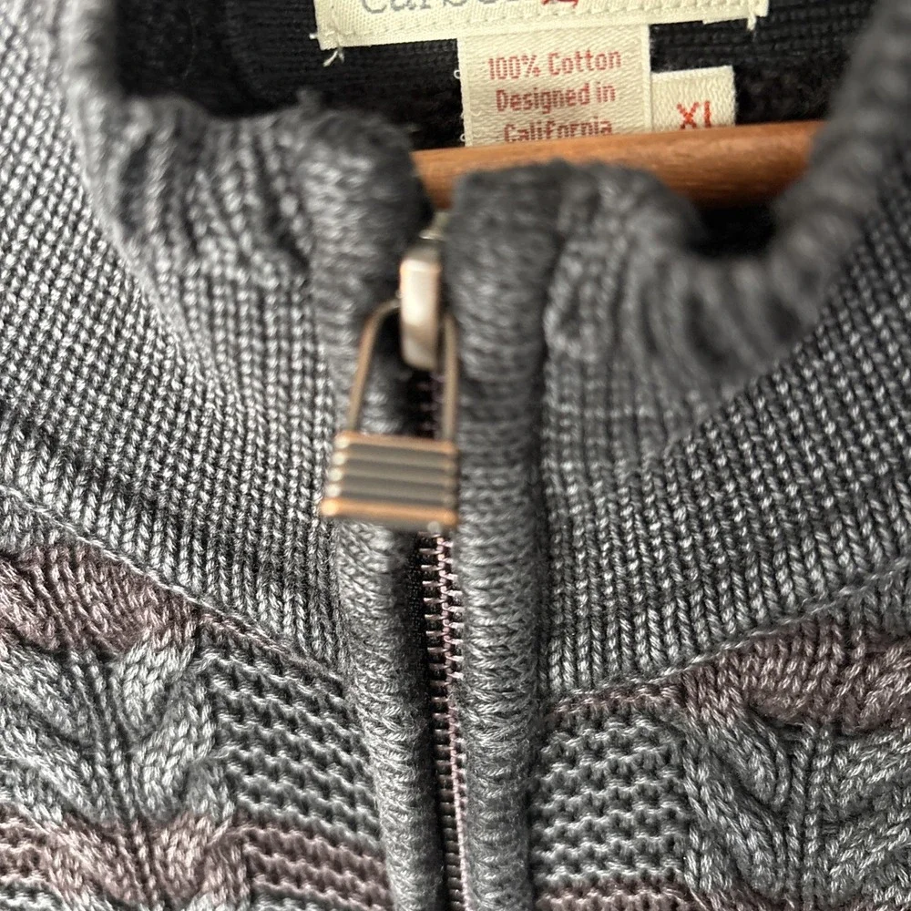 Carbon 2 Cobalt width armpit