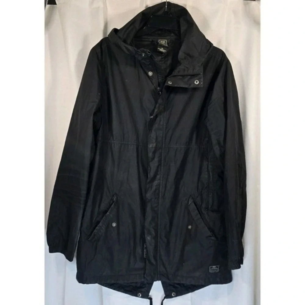 Nike Mens Engineered World Class Athletes Ripstop Hooded Parka Jacket Black M