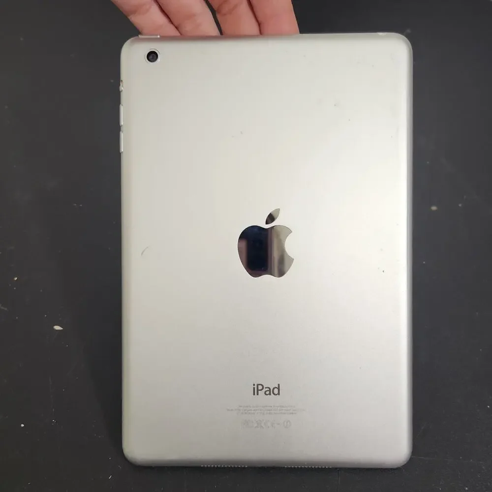Apple cracked screen