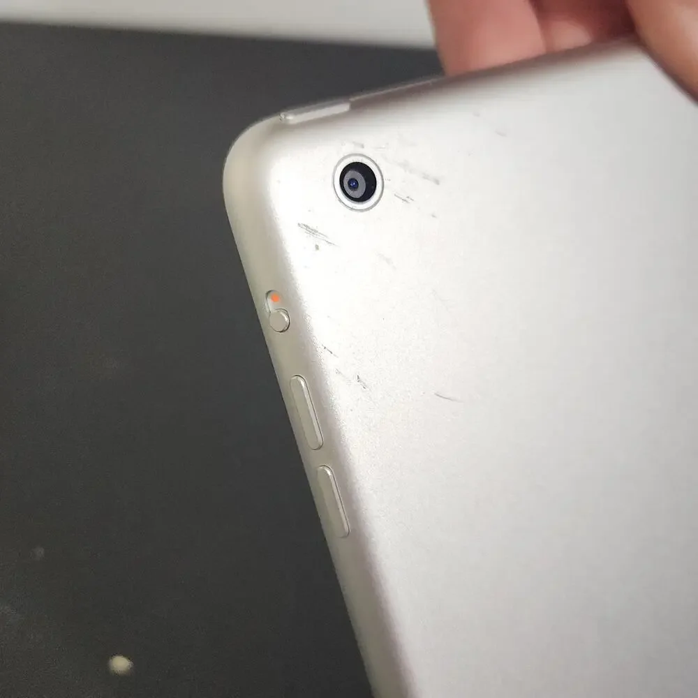 Apple cracked screen