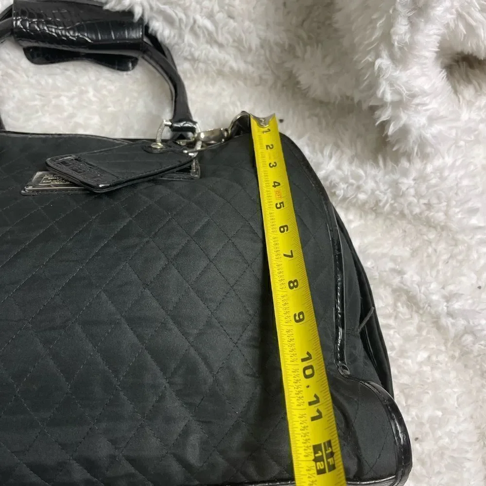 Liz Claiborne liz claiborne