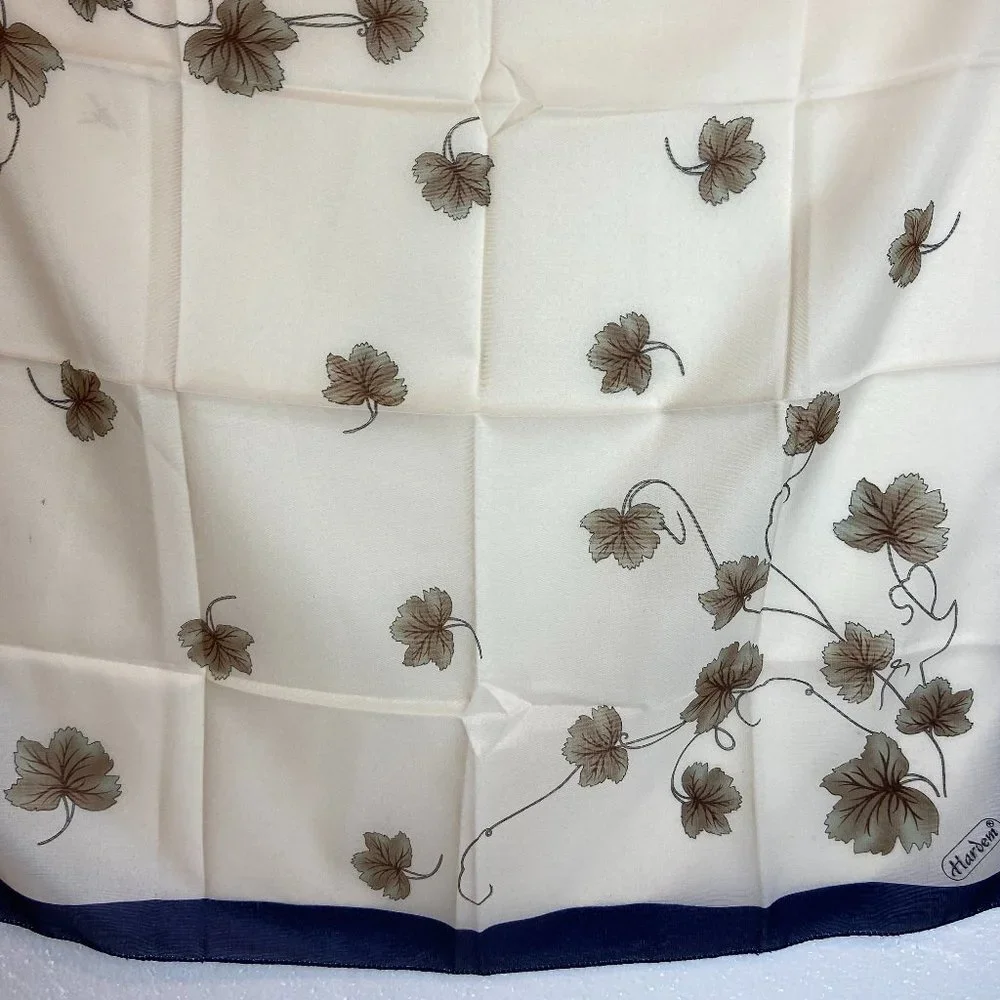 N/A scarf vintage square