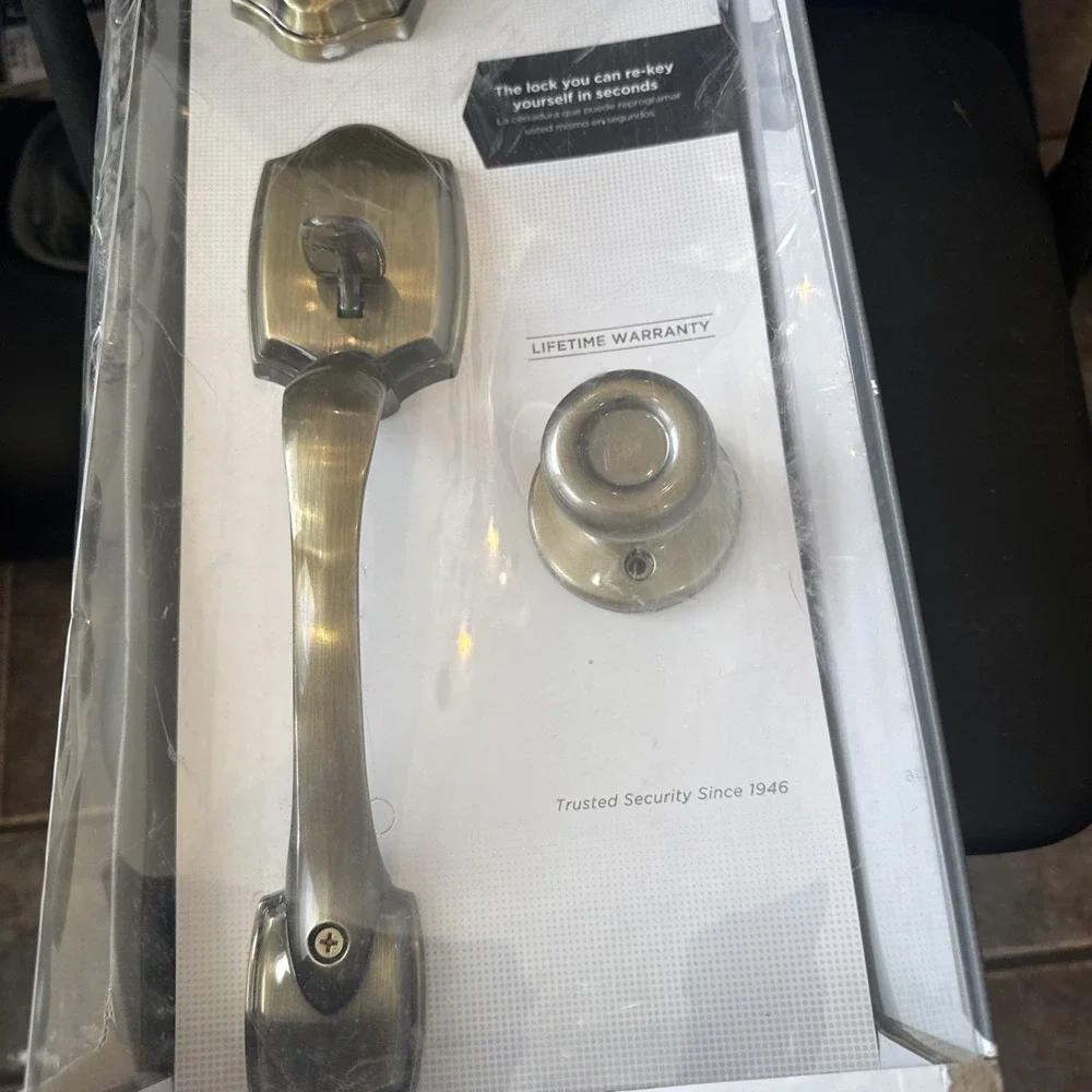 Kwikset open box