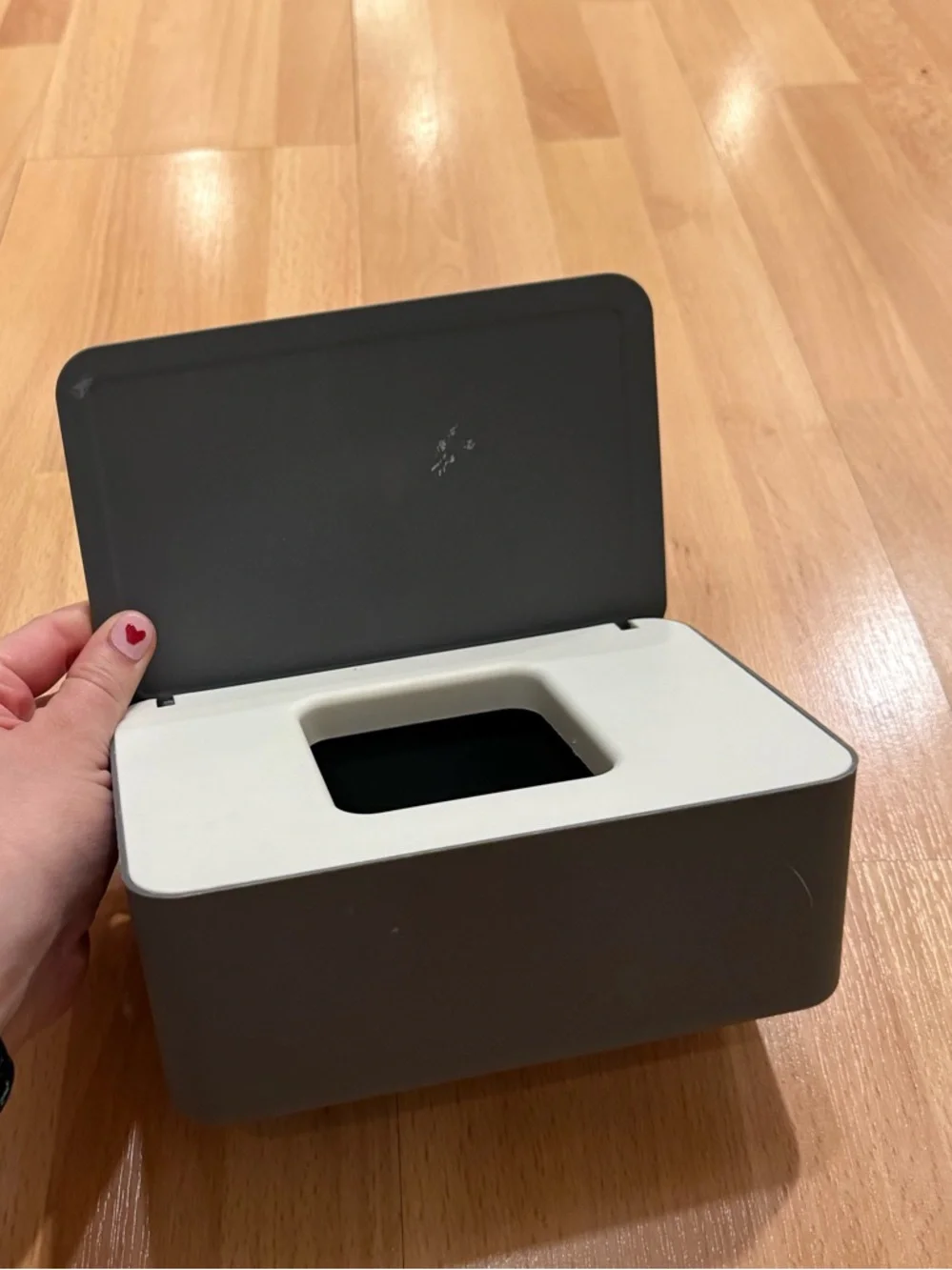 N/A sleek rectangular