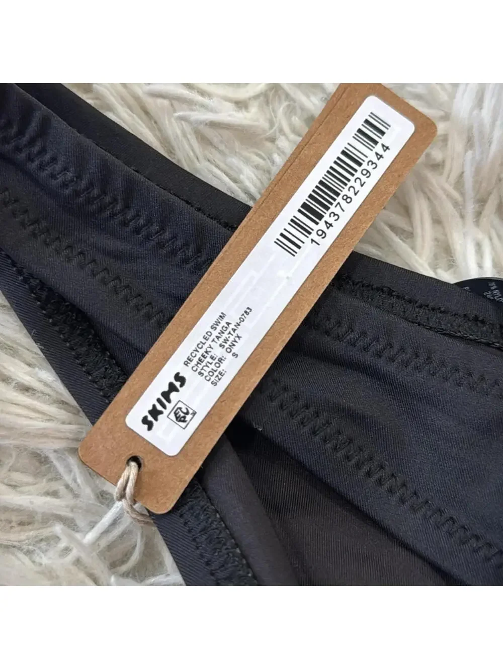SKIMS sporty zipper