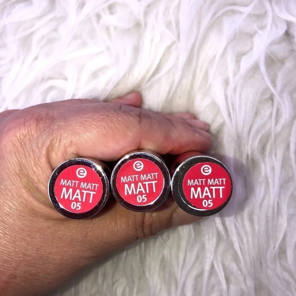 Essence matt lipstick