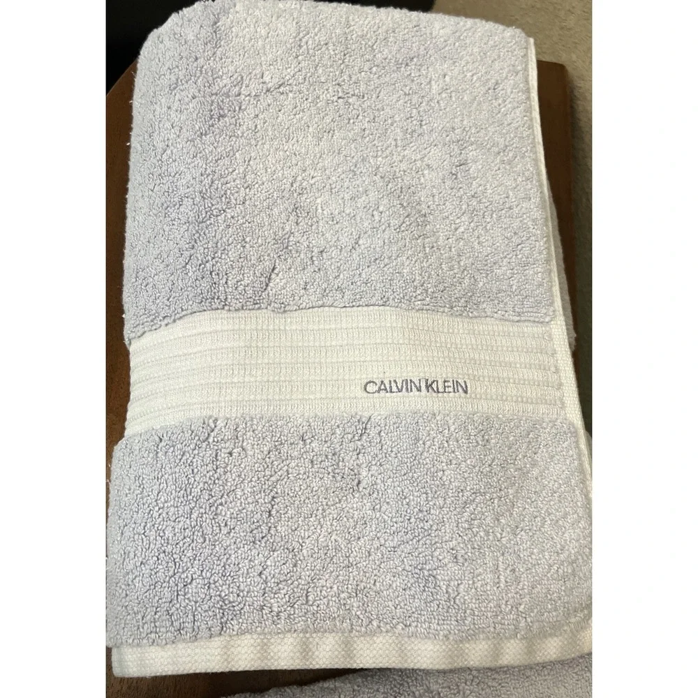 Calvin Klein color bath