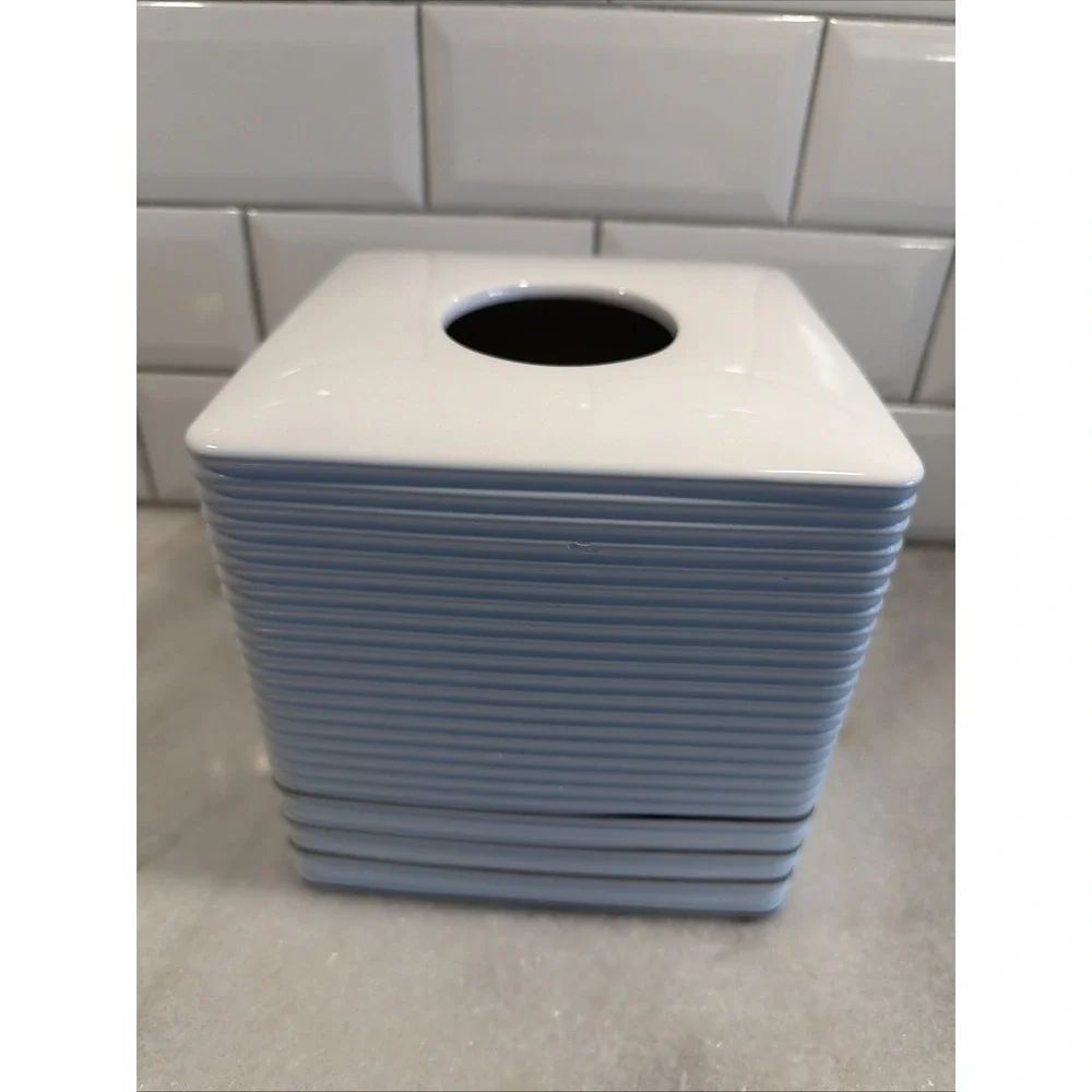 J Queens New York CeramicTissue Box Holder White/silver Trim GW997