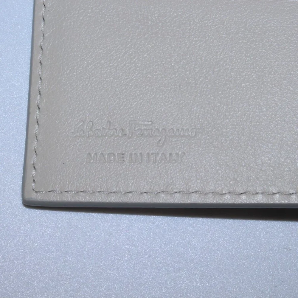 Salvatore Ferragamo new without
