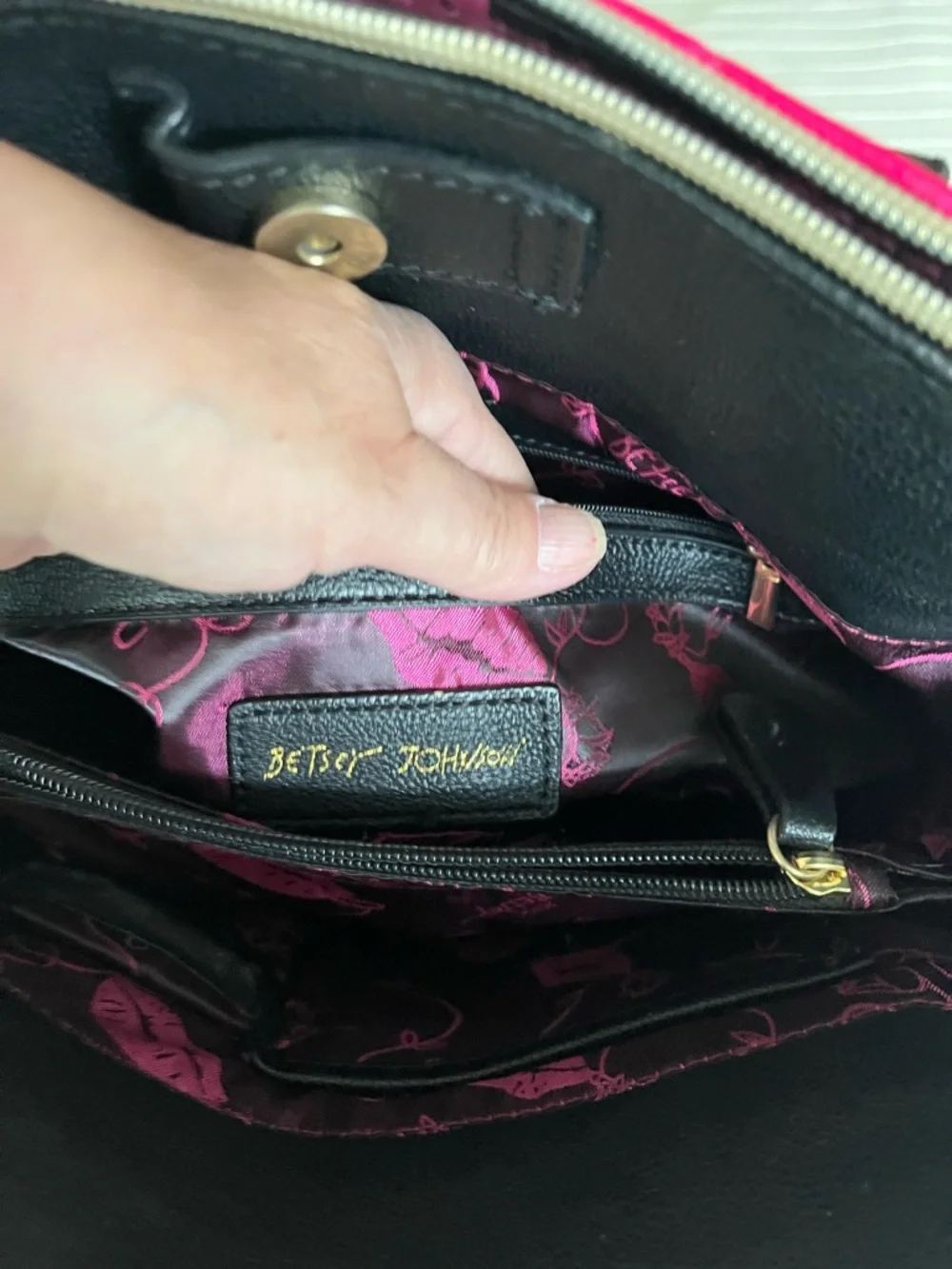 Betsey Johnson beg good
