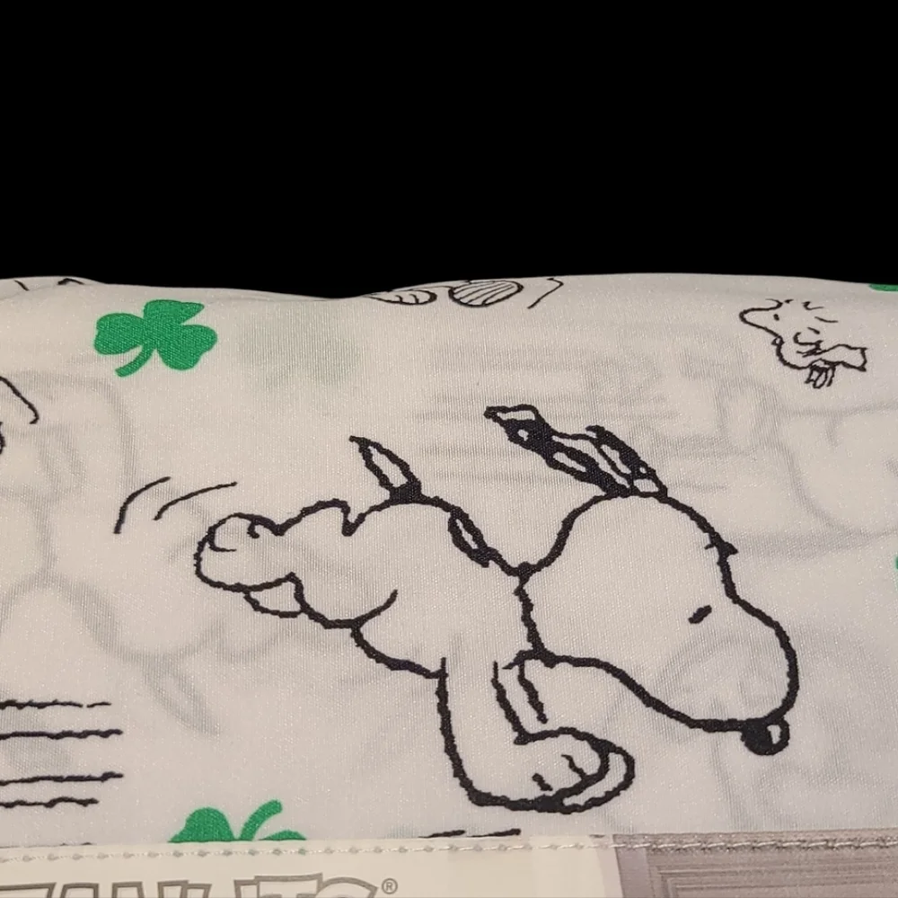 Peanuts new package