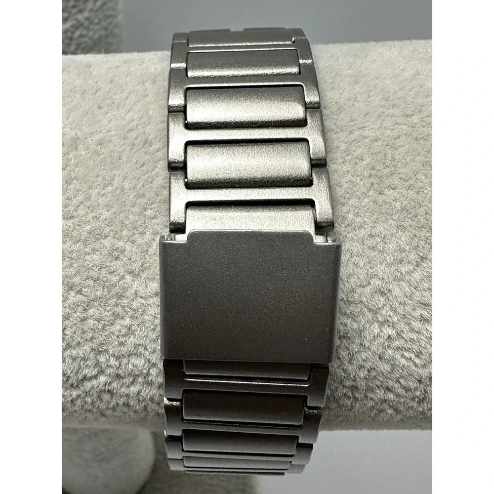 Citizen 4710-471717 Mens Watch New Battery 34MM‎ 6.75