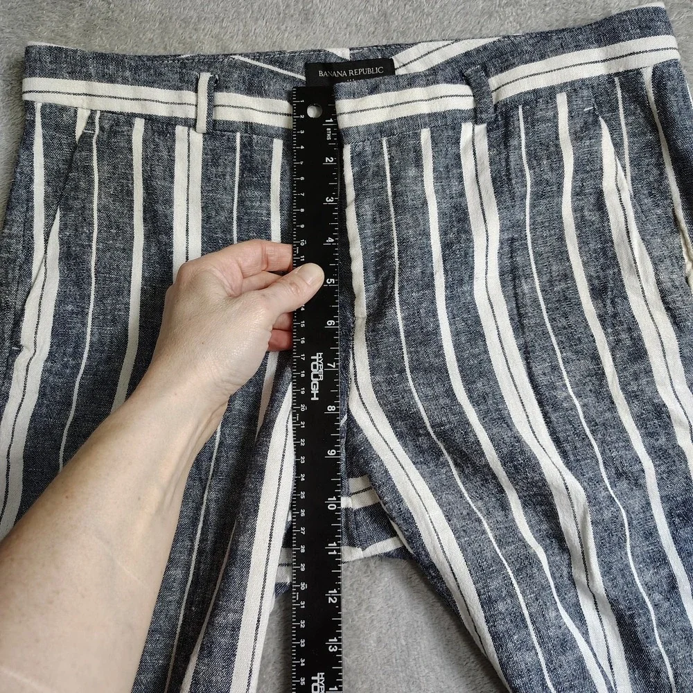 Banana Republic beachy casual